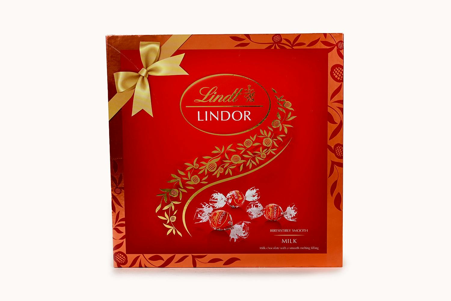 Lindt Lindor Milk Chocolate Gift Box 